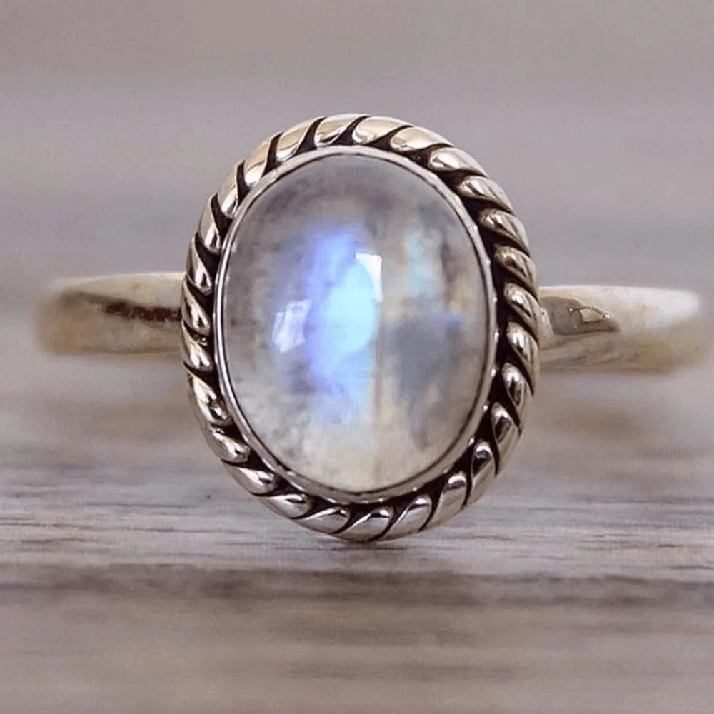 Vintage Retro Punk Style Silver Plated Rings for Women Wedding Party Jewelry Natural Moonstone Rings Fashion Silver Accessories
Vintage Retro Punk Style Silver Plated Rings for Women Wedding Party Jewelry Natural Moonstone Rings Fashion Silver Accessories
