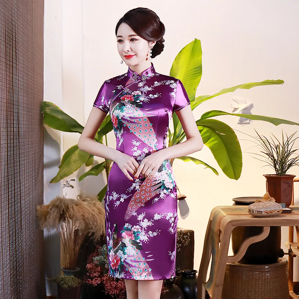 Novelty Purple Satin Lady Evening Dress Vintage Women Mandarin Collar Qipao Sexy Floral Chinese Cheongsam Oversize 6XL Vestidso
Novelty Purple Satin Lady Evening Dress Vintage Women Mandarin Collar Qipao Sexy Floral Chinese Cheongsam Oversize 6XL Vestidso