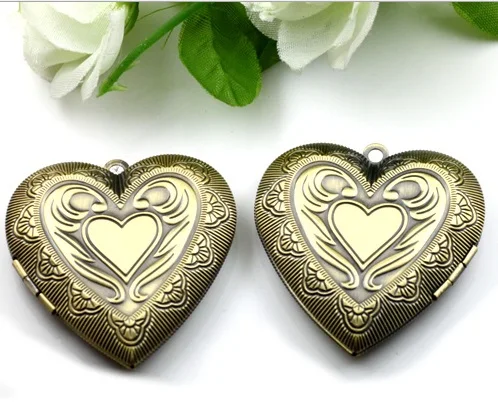 50pcs Wholesale Antique Bronze 40*43mm Heart-Shaped Vintage Charm & Pendant PHOTO LOCKET Blank DIY Necklace Jewelry Findings Set
50pcs Wholesale Antique Bronze 40*43mm Heart-Shaped Vintage Charm & Pendant PHOTO LOCKET Blank DIY Necklace Jewelry Findings Set