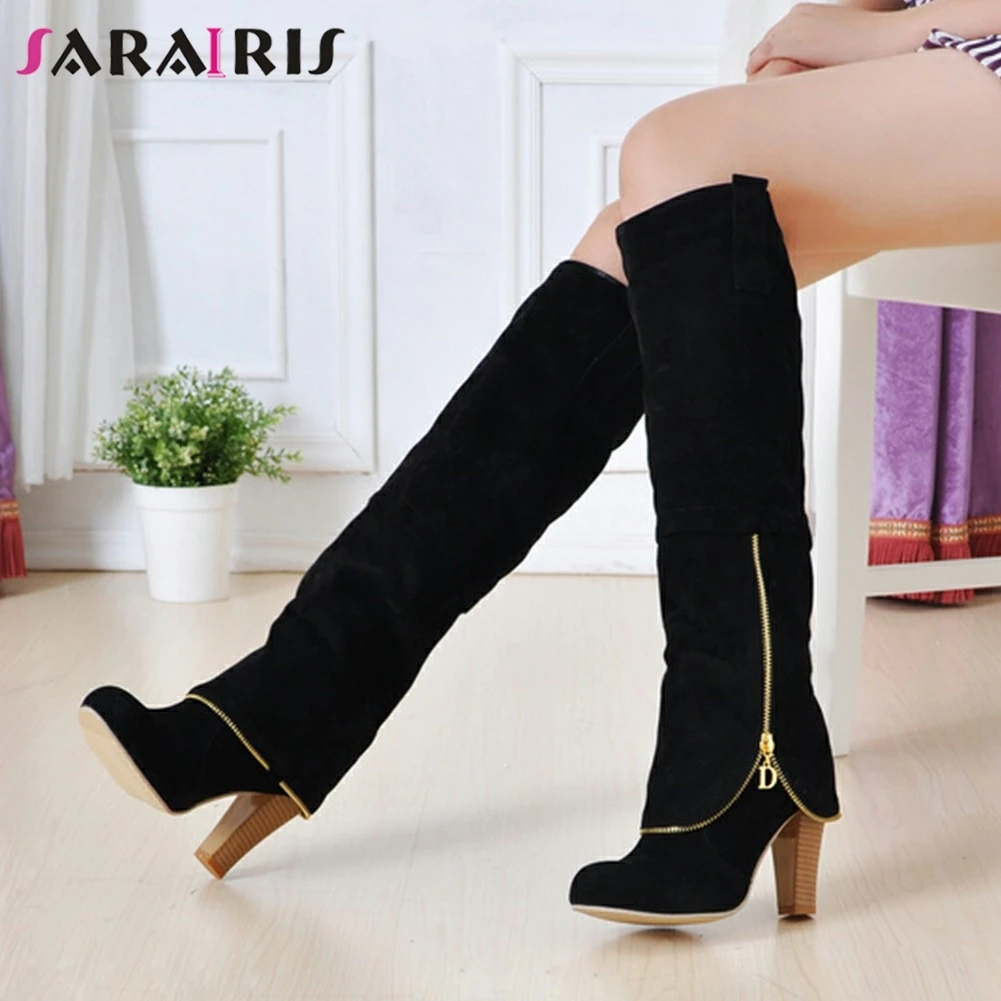 SARAIRIS New Fashion Metal Decoration Solid Square High Heels Shoes Woman Casual Autumn Knee-High Boots Black Big Size 32-43
SARAIRIS New Fashion Metal Decoration Solid Square High Heels Shoes Woman Casual Autumn Knee-High Boots Black Big Size 32-43
