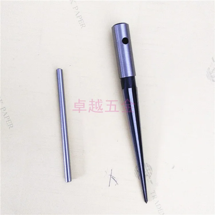 Hand taper reamer 45# steel 1/8-1/2(3-13mm) 5-16mm 1:10 Woodworking board chamfer opening and expanding NO.B1370
Hand taper reamer 45# steel 1/8-1/2(3-13mm) 5-16mm 1:10 Woodworking board chamfer opening and expanding NO.B1370