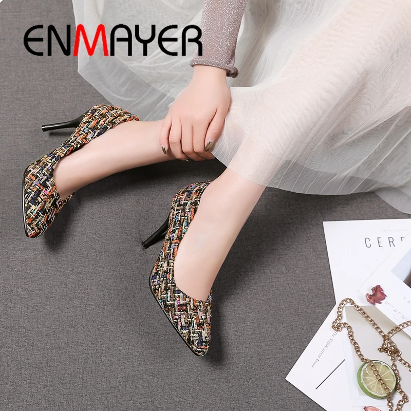 Туфли ENMAYER LY1620 женские на очень высоком тонком каблуке, базовая повседневная обувь с острым носком, без застежки, размеры 34-45
Туфли ENMAYER LY1620 женские на очень высоком тонком каблуке, базовая повседневная обувь с острым носком, без застежки, размеры 34-45