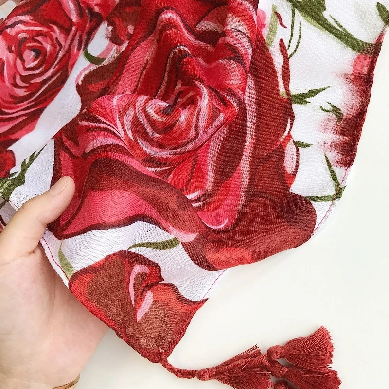 NEW elegant rose print hijab scarf tassel luxury muslim hijabs fashion women scarves shawls brand soft muffler 10pcs/lot
NEW elegant rose print hijab scarf tassel luxury muslim hijabs fashion women scarves shawls brand soft muffler 10pcs/lot