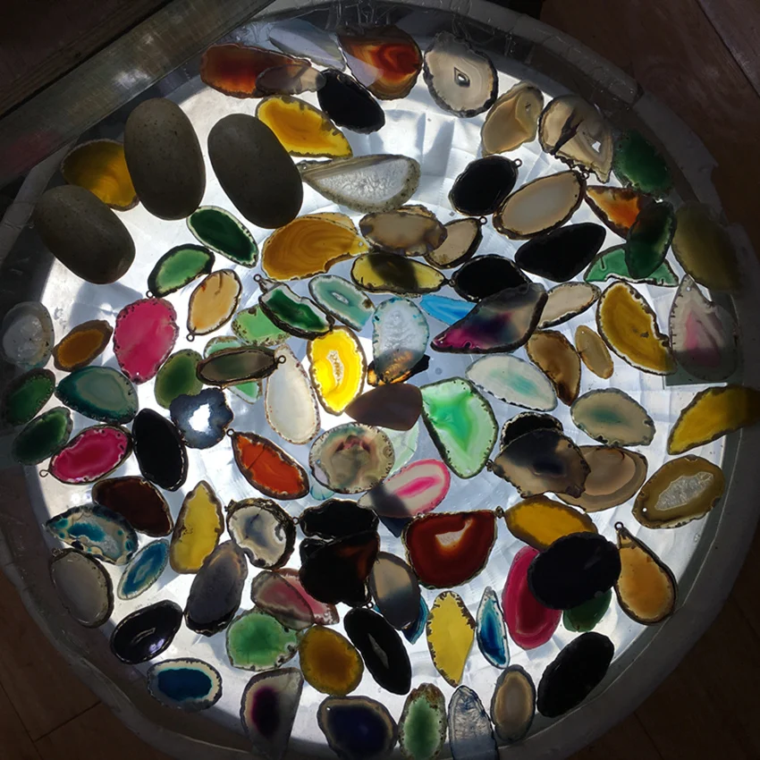 Natural Rainbow agate slices polished rock quartz crystal gemstone reiki healing for Diy wind chimes home decoration stone
Natural Rainbow agate slices polished rock quartz crystal gemstone reiki healing for Diy wind chimes home decoration stone