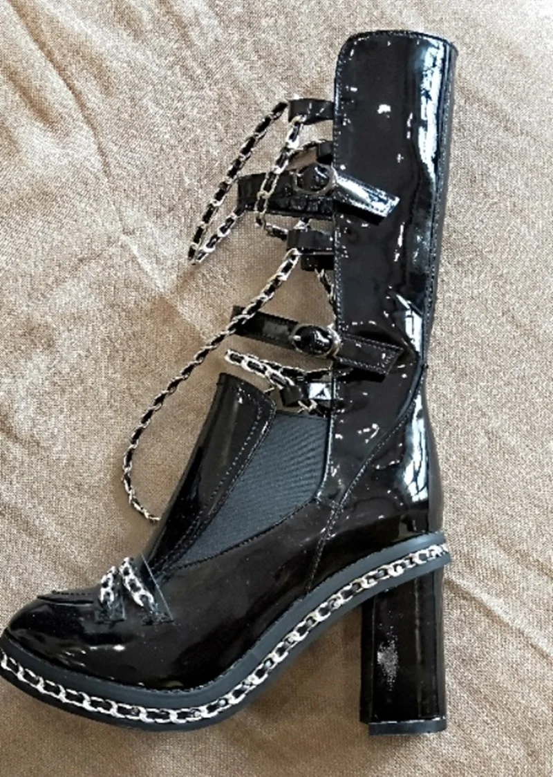 2019 spring ankle high black motorcycle boots shoes women chained overknee boot chunky heels big size 35-42
2019 spring ankle high black motorcycle boots shoes women chained overknee boot chunky heels big size 35-42