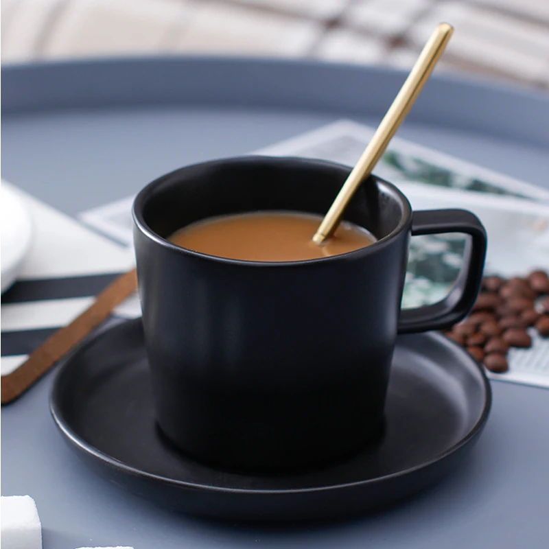 Simple black and white ceramic cup European coffee Britsh afternoon tea mug latte couple birthday gifts | Дом и сад