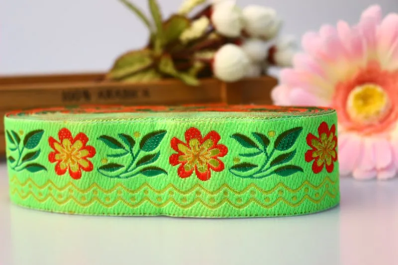 10yards/lot wide 4cm Woven Jacquard Ribbon classical flowers design light green for curtain and clothing accessory LS-0970
10yards/lot wide 4cm Woven Jacquard Ribbon classical flowers design light green for curtain and clothing accessory LS-0970