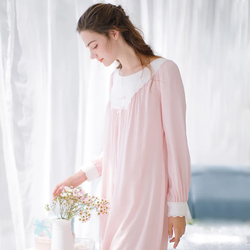 New Arrival Women Winter Sweet Vintage Royal Long-sleeve Nightgown Lady Princess Full Dress Sleepwear Lounge Vestidos 17257
New Arrival Women Winter Sweet Vintage Royal Long-sleeve Nightgown Lady Princess Full Dress Sleepwear Lounge Vestidos 17257