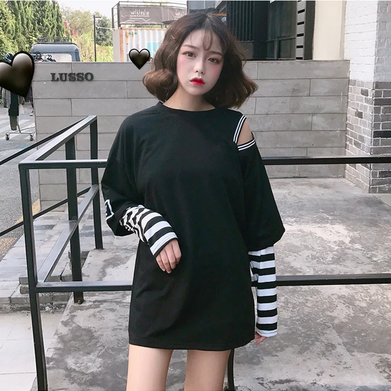 Women Loose T-Shirt Letter Print Long Striped Patchwork Sleeve Shoulder Hollow Out Tee Hip Hop O-Neck Tops Autumn New 810-326
Women Loose T-Shirt Letter Print Long Striped Patchwork Sleeve Shoulder Hollow Out Tee Hip Hop O-Neck Tops Autumn New 810-326