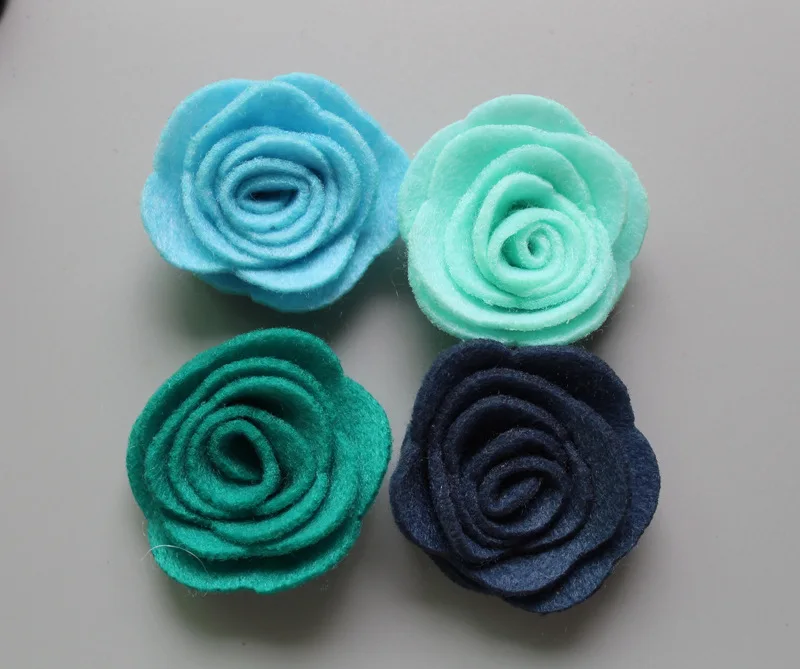 10 pcs/lot , 1.57" Felt Rosette with Leaf Flowers, DIY Headband Flower, Petite Flowers Wedding Garters
10 pcs/lot , 1.57" Felt Rosette with Leaf Flowers, DIY Headband Flower, Petite Flowers Wedding Garters