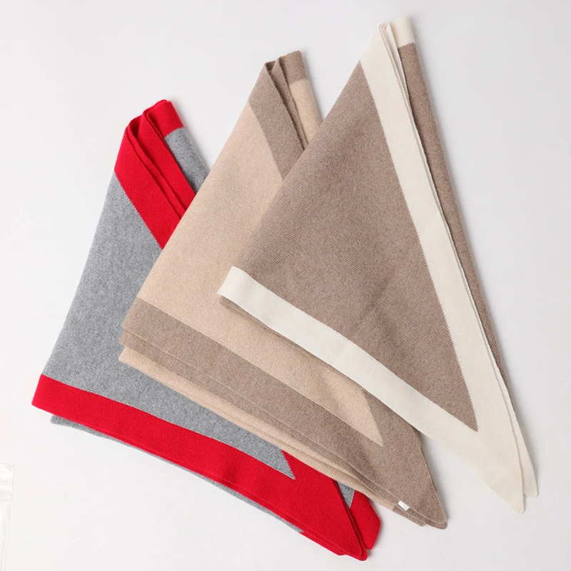 Elegant Women's Cashmere Scarf High Quality Thick Knitting Triangle Wool Scarves For Women Warm Scarves with fringes
Elegant Women's Cashmere Scarf High Quality Thick Knitting Triangle Wool Scarves For Women Warm Scarves with fringes