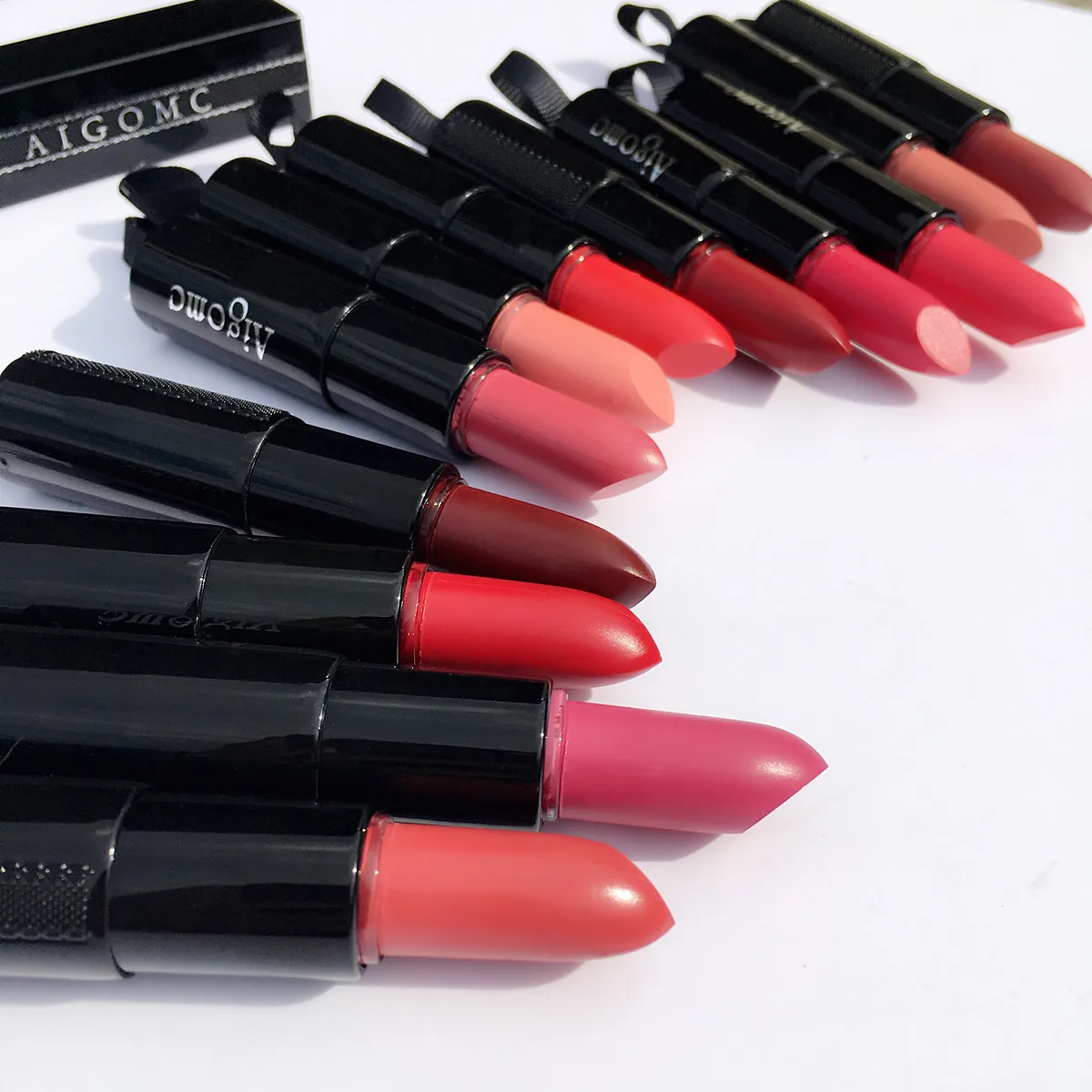 Matte Moisturizing Lip Balm Lasting Moisturizing Pumpkin Color Red Bean Color Grapefruit Lipstick Makeup
Matte Moisturizing Lip Balm Lasting Moisturizing Pumpkin Color Red Bean Color Grapefruit Lipstick Makeup
