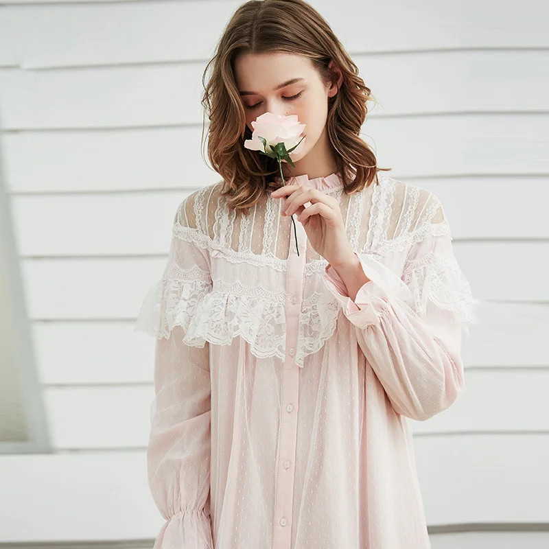 Cotton Silk Nightgowns Female Spring Autumn Lovely Palace Princess Mesh Long-Sleeve Long Nightdress Woman's Sleepwear L1508015
Cotton Silk Nightgowns Female Spring Autumn Lovely Palace Princess Mesh Long-Sleeve Long Nightdress Woman's Sleepwear L1508015