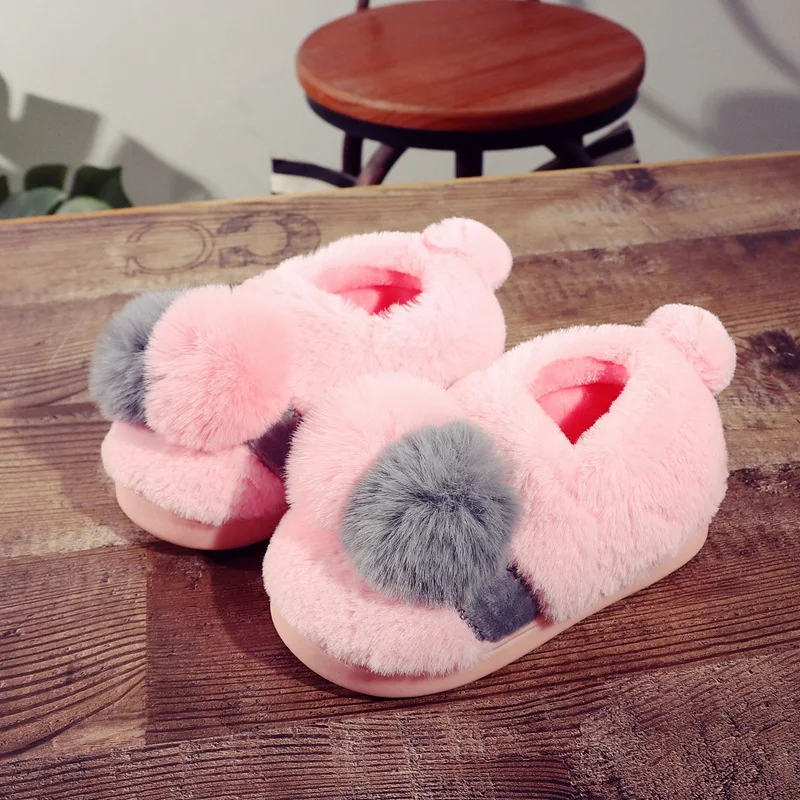 Children slippers shoes winter/autumn kids girls cotton shoes baby boys home slippers non-slip indoor child shoes velcet warm
Children slippers shoes winter/autumn kids girls cotton shoes baby boys home slippers non-slip indoor child shoes velcet warm