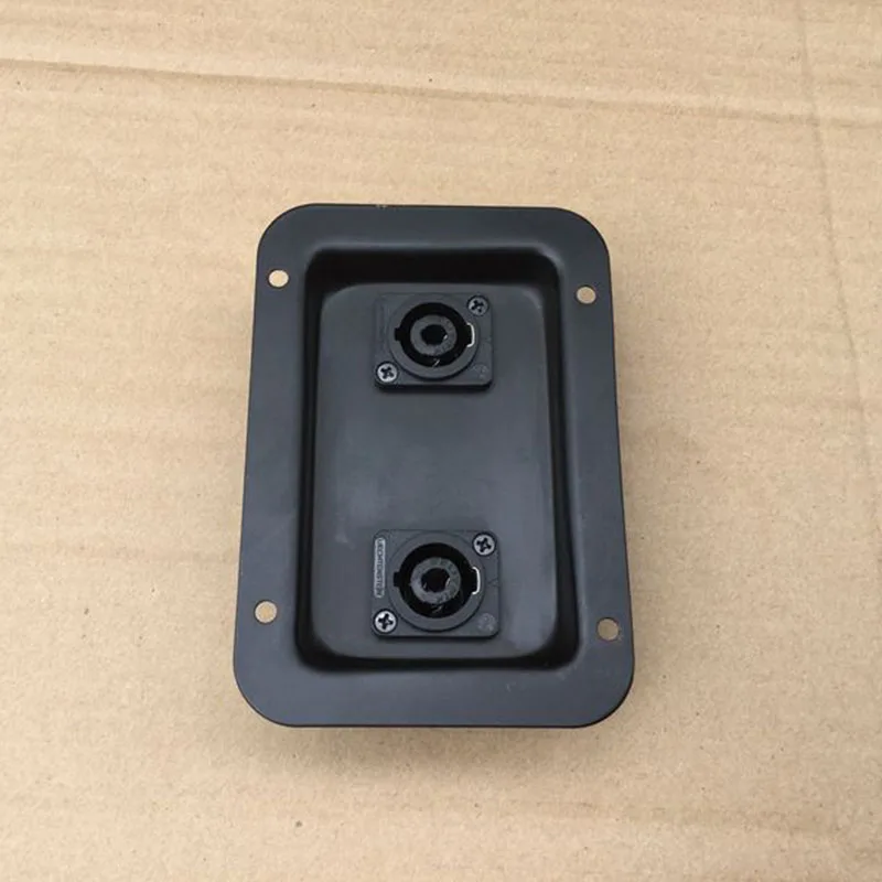 2pcs/lot Stage speaker junction box / card faucet junction box connector Dual 4-core ohm head junction box
2pcs/lot Stage speaker junction box / card faucet junction box connector Dual 4-core ohm head junction box