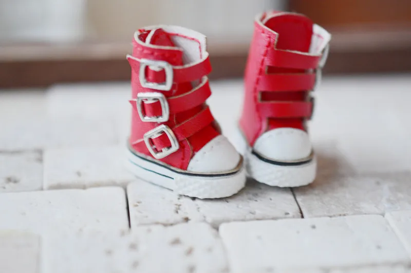 Obitsu11 OB11 doll shoes long shoes suitable for OB11 cu-poche 1/12 BJD doll accessories doll shoes suit shoes length 2cm
Obitsu11 OB11 doll shoes long shoes suitable for OB11 cu-poche 1/12 BJD doll accessories doll shoes suit shoes length 2cm