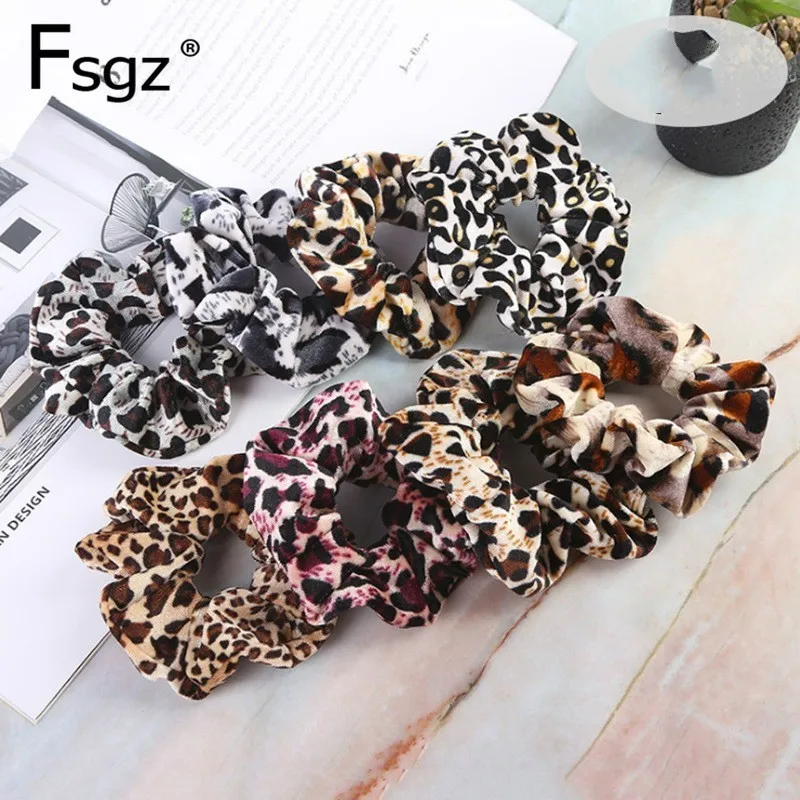 Fashion Leopard Scrunchies Women Soft Fabrics Pigtail Hair Ties Large Size Rubber Bands Leopard Print Hair Band Headdress Access
Fashion Leopard Scrunchies Women Soft Fabrics Pigtail Hair Ties Large Size Rubber Bands Leopard Print Hair Band Headdress Access