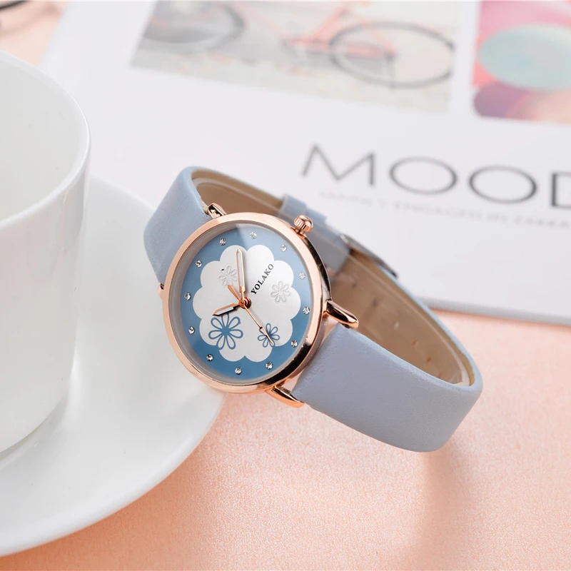 Snowflake Pattern Simple Women Watch Fashion ladies belt New Brand Ultra-thin Clock Quartz Casual Wristwatch Relogio Feminino
Snowflake Pattern Simple Women Watch Fashion ladies belt New Brand Ultra-thin Clock Quartz Casual Wristwatch Relogio Feminino