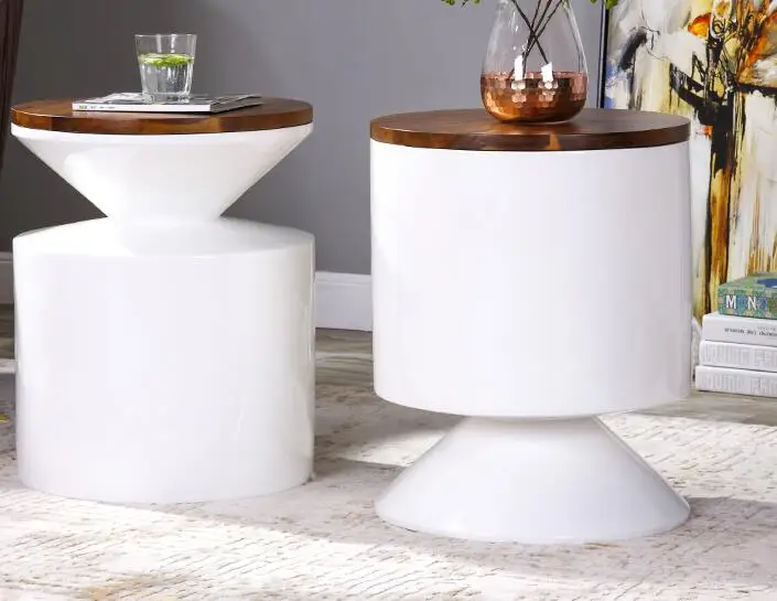 Sofa side modern minimalist ins living room bedroom bedside table small round side table corner several solid wood.
Sofa side modern minimalist ins living room bedroom bedside table small round side table corner several solid wood.