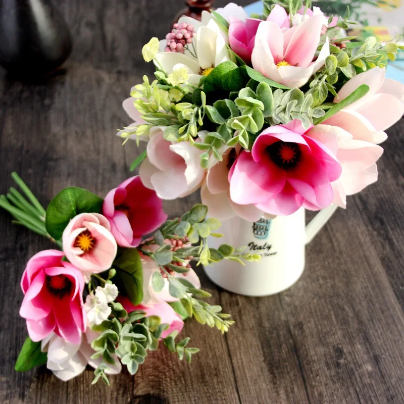 Factory wholesale Artificial Magnolia Bouquet Silk Floral Flowers Home Wedding Room Decorations Furnishing Free Shipping
Factory wholesale Artificial Magnolia Bouquet Silk Floral Flowers Home Wedding Room Decorations Furnishing Free Shipping