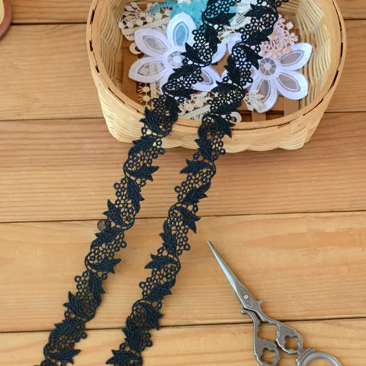 2018 hot sale Lace accessories quality black water soluble lace width 1.8 cm H1802
2018 hot sale Lace accessories quality black water soluble lace width 1.8 cm H1802