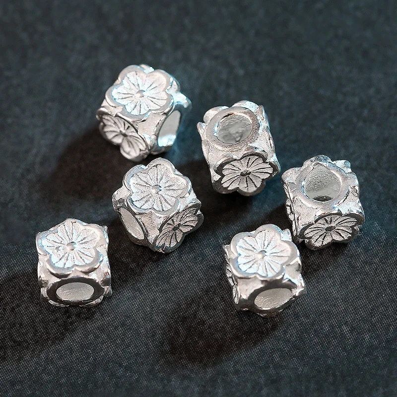 2pcs 925 Sterling Silver Craft Square Flower Spacer Beads 6x6mm Big Hole Decoration Jewelry Silver 925 Metal Beads DIY Jewelry
2pcs 925 Sterling Silver Craft Square Flower Spacer Beads 6x6mm Big Hole Decoration Jewelry Silver 925 Metal Beads DIY Jewelry