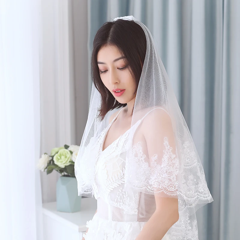 Shining Short Bridal Veils With Appliques Sequins Lace Two Layer Elbow Length Wedding Veils Vintage Womens Wedding accessories
Shining Short Bridal Veils With Appliques Sequins Lace Two Layer Elbow Length Wedding Veils Vintage Womens Wedding accessories