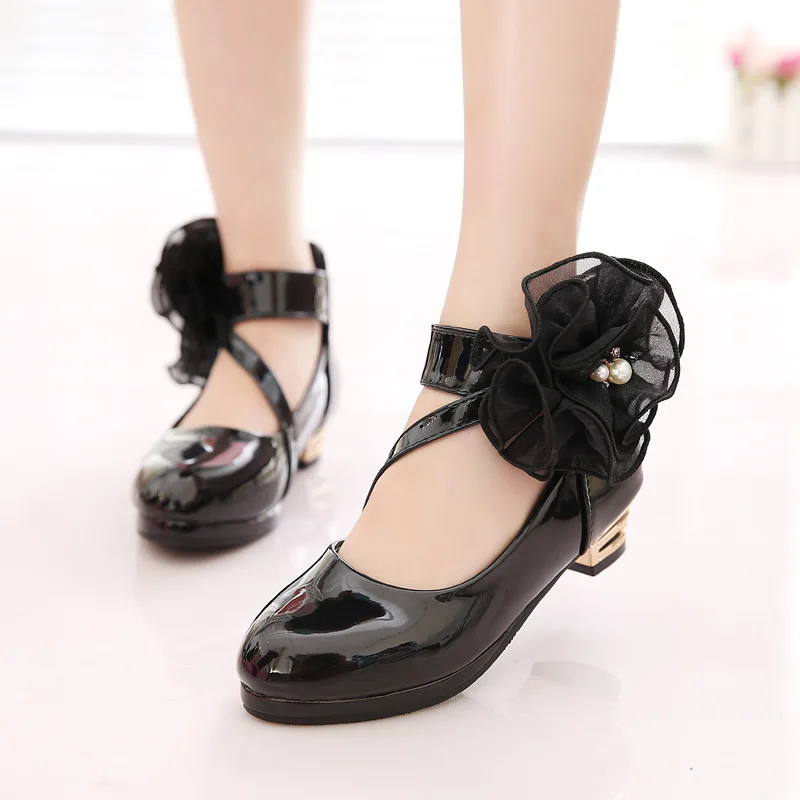 2018 New Lace Flower Big Girls Princess Shoes Single Leather Shoes White Red Black Sweet Performance Children baby size 26-37
2018 New Lace Flower Big Girls Princess Shoes Single Leather Shoes White Red Black Sweet Performance Children baby size 26-37
