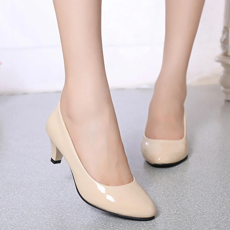Female Pumps Nude Shallow Mouth Women Shoes Fashion Office Work Wedding Party Shoes Ladies Low Heel Shoes Woman Autumn
Female Pumps Nude Shallow Mouth Women Shoes Fashion Office Work Wedding Party Shoes Ladies Low Heel Shoes Woman Autumn