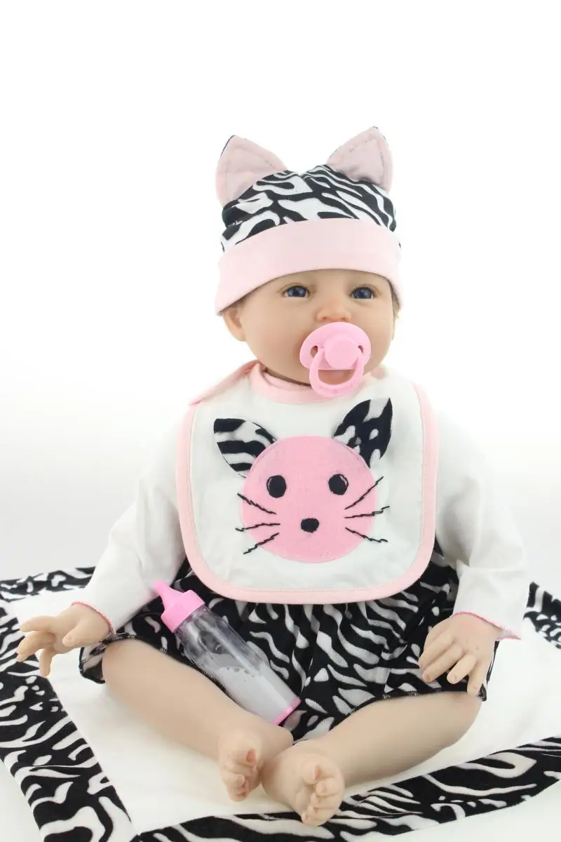 55cm reborn doll 22Inch Soft silicone reborn baby dolls Vinyl Girls Bebe Toys Girls Gifts Magnetic Pacifier Bonecas
55cm reborn doll 22Inch Soft silicone reborn baby dolls Vinyl Girls Bebe Toys Girls Gifts Magnetic Pacifier Bonecas
