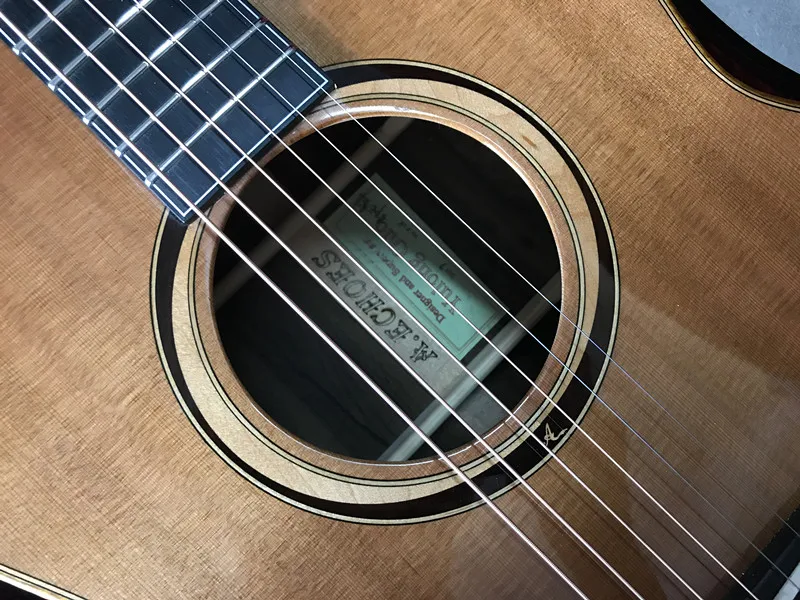 Aiersi Yulong Guo A-ECHOES Nomex Double Cedar Top All Solid Acoustic Guitar Model SG03DCZ
Aiersi Yulong Guo A-ECHOES Nomex Double Cedar Top All Solid Acoustic Guitar Model SG03DCZ
