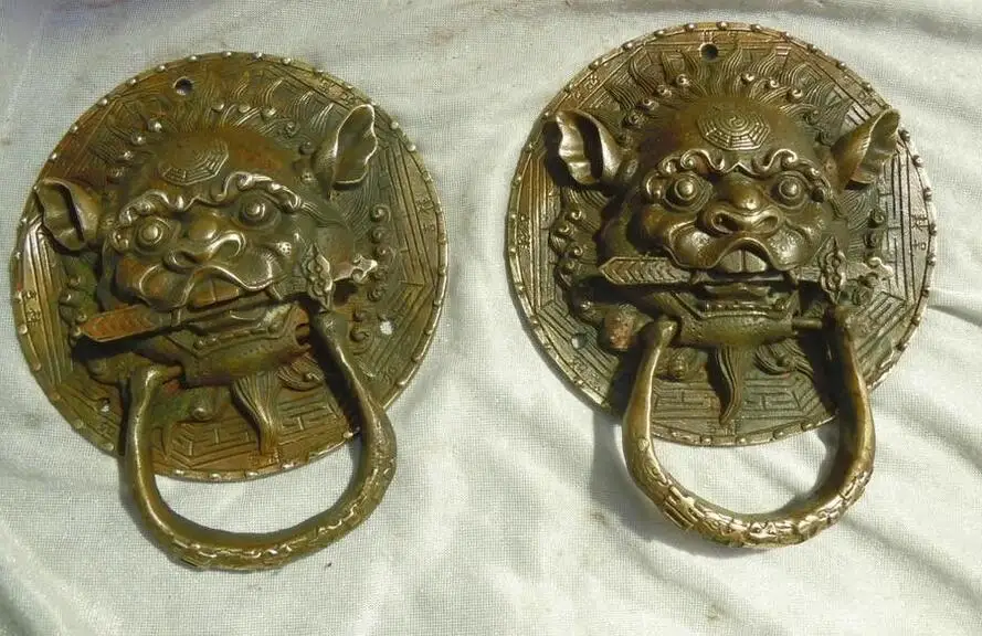 14 cm China beautifully Brass carved finely tiger knocker pair Sculpture statues
14 cm China beautifully Brass carved finely tiger knocker pair Sculpture statues
