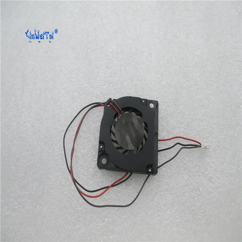 5 шт. вентилятор для Toshiba R200 Tecra M4 MCF-TS4006M05 MCF-TS4006M05-1 GDM610000250 GDM610000233 GDM61000251 MCF-128AM05 GDM610000249
5 шт. вентилятор для Toshiba R200 Tecra M4 MCF-TS4006M05 MCF-TS4006M05-1 GDM610000250 GDM610000233 GDM61000251 MCF-128AM05 GDM610000249