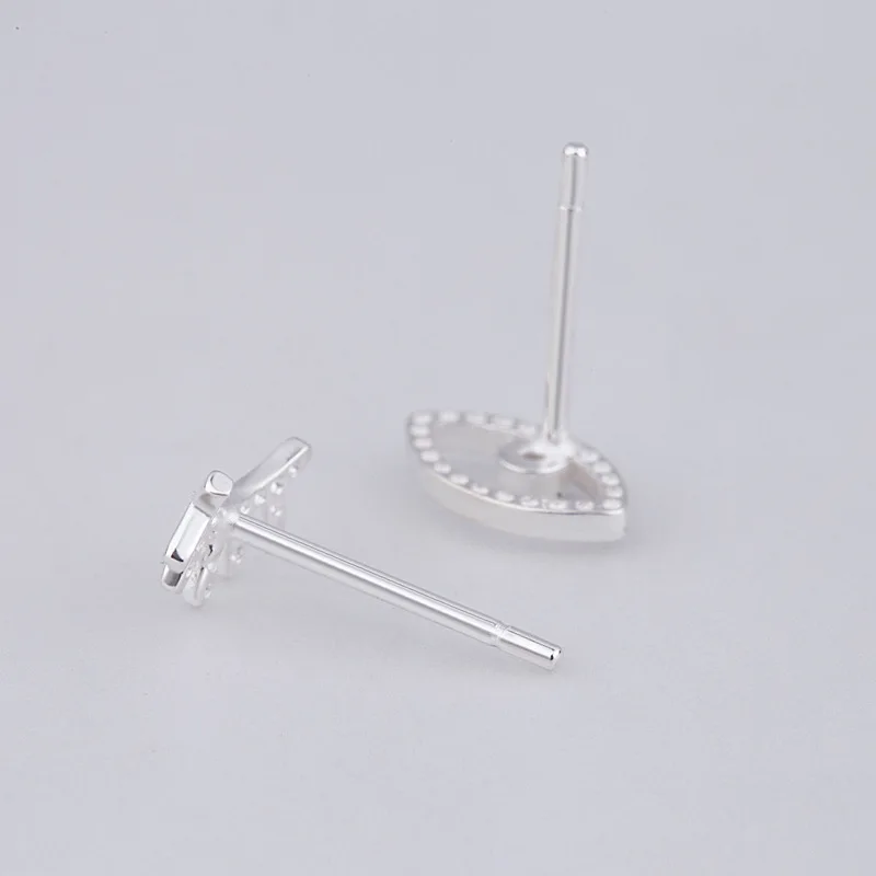 Unique Eye Trendy Stud Earrings Silver Color Color Asymmetric Earrings for Women Party Jewelry Party Drawing Earring
Unique Eye Trendy Stud Earrings Silver Color Color Asymmetric Earrings for Women Party Jewelry Party Drawing Earring