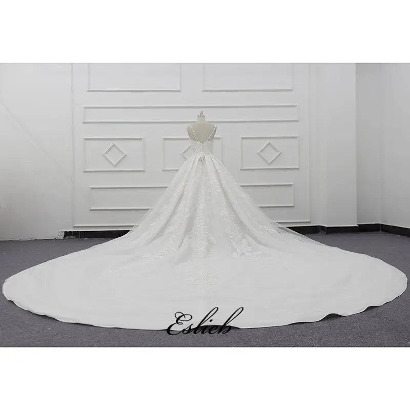 Eslieb 2019 alibaba wholesale handmade lace ivory big boobs Cathedral Train wedding dress ball gown SJ052 vestido de fiesta
Eslieb 2019 alibaba wholesale handmade lace ivory big boobs Cathedral Train wedding dress ball gown SJ052 vestido de fiesta