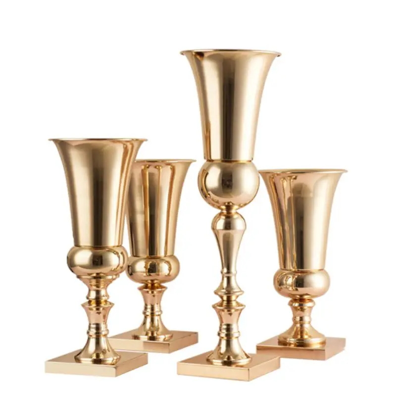 Large Luxury Stunning Silver & gold Iron Luxury Flower Vase Urn Wedding Table Centrepiece
Large Luxury Stunning Silver & gold Iron Luxury Flower Vase Urn Wedding Table Centrepiece