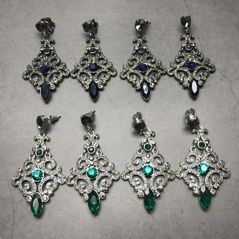 Geometric Alloy Filigree Blue Green Stones Sweet Clip Earrings Vintage Rhinestone Jewelry
Geometric Alloy Filigree Blue Green Stones Sweet Clip Earrings Vintage Rhinestone Jewelry