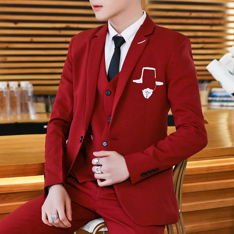 Men Business Casual Suit British Style Three-piece Set Suit for Men Fashion New Slim Fit Wedding Groom Small Suit with Pants
Men Business Casual Suit British Style Three-piece Set Suit for Men Fashion New Slim Fit Wedding Groom Small Suit with Pants