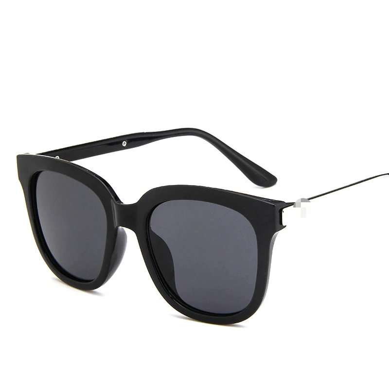 Fashion girls mirror clear uv400 luxury brand design women sunglasses 2018 vintage retro ladies sun glasses black New oversize
Fashion girls mirror clear uv400 luxury brand design women sunglasses 2018 vintage retro ladies sun glasses black New oversize