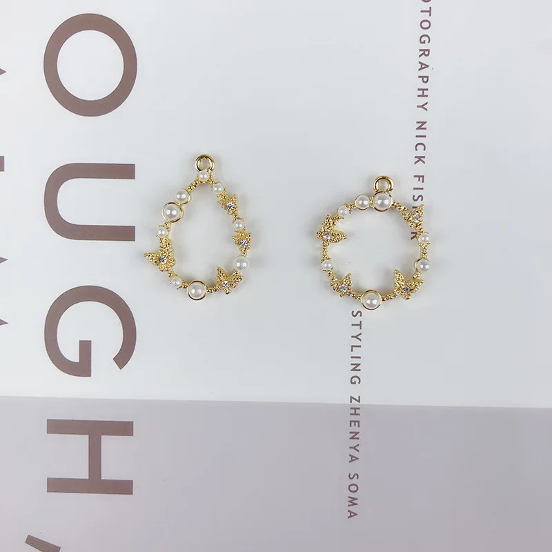 20pc 20mm 20*26mm Gold Color Alloy Crystal Butterfly Charm Pearl Circle For Necklace/Earring DIY Women Handmade Jewelry Making
20pc 20mm 20*26mm Gold Color Alloy Crystal Butterfly Charm Pearl Circle For Necklace/Earring DIY Women Handmade Jewelry Making