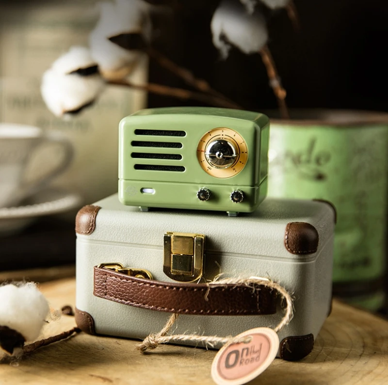 New MAO KING the Little Prince Tesslor Bluetooth speaker Green OTR MINI Wireless Music box Player MW-1A gift for girl
New MAO KING the Little Prince Tesslor Bluetooth speaker Green OTR MINI Wireless Music box Player MW-1A gift for girl