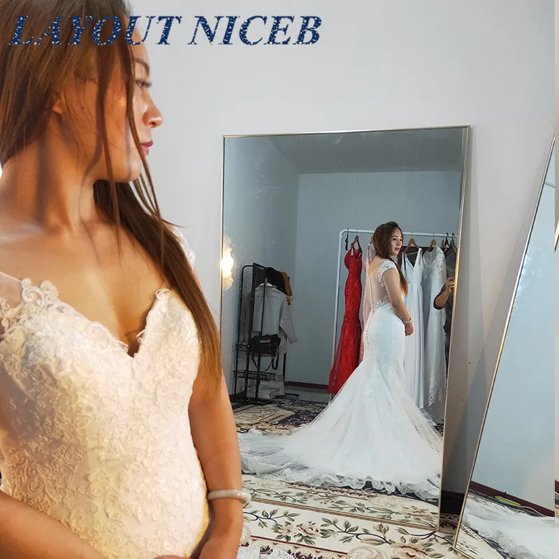 WD1201 V neck Sexy Mermaid Wedding Dress 2019 Real Pictures Lace Tulle Bridal Custom Wedding Gown Vestido De Noiva
WD1201 V neck Sexy Mermaid Wedding Dress 2019 Real Pictures Lace Tulle Bridal Custom Wedding Gown Vestido De Noiva