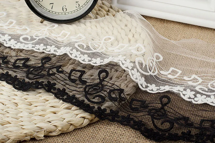 10cm width DIY embroidered sewing white black cotton lace fabric trim ribbon lace collar applique DIY neckline fringe clothes
10cm width DIY embroidered sewing white black cotton lace fabric trim ribbon lace collar applique DIY neckline fringe clothes