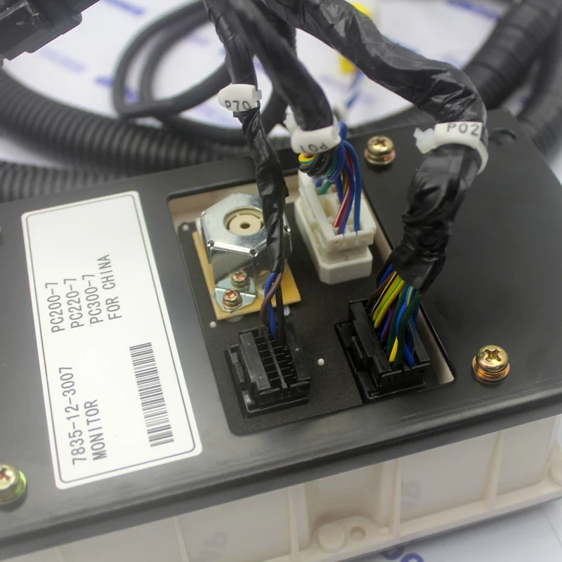 20Y-06-31120 Excavator Monitor wiring harness for Komatsu PC200-7 PC200LC-7 PC220-7 PC220LC-7 PC160-7 PC160LC-7
20Y-06-31120 Excavator Monitor wiring harness for Komatsu PC200-7 PC200LC-7 PC220-7 PC220LC-7 PC160-7 PC160LC-7
