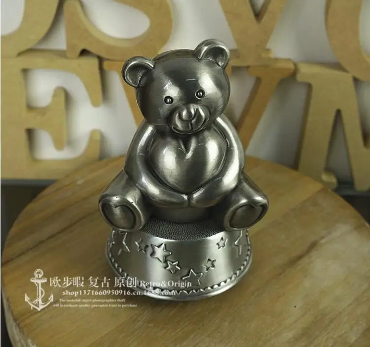 cartoon Bear music box metal kids piggy bank money jar kids money box coin capsule distributore caramelle for chirldren CXG077
cartoon Bear music box metal kids piggy bank money jar kids money box coin capsule distributore caramelle for chirldren CXG077