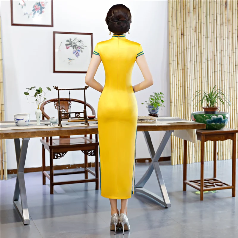 2019 Long Cheongsam Vintage Chinese style Mandarin Collar Dress Womens Summer Rayon Qipao Slim Party Dresses Vestido S-5XL Qi-18
2019 Long Cheongsam Vintage Chinese style Mandarin Collar Dress Womens Summer Rayon Qipao Slim Party Dresses Vestido S-5XL Qi-18