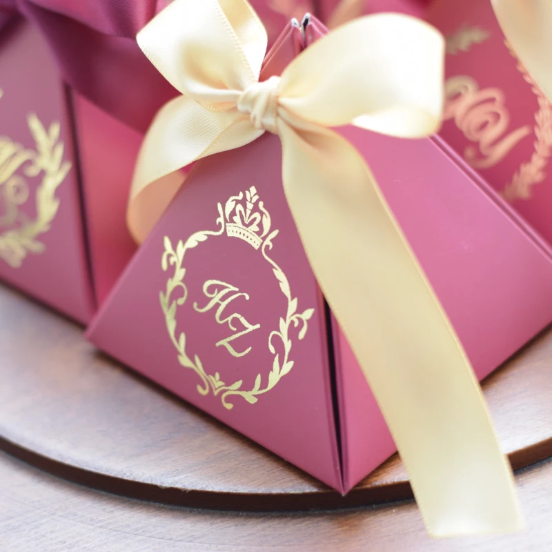 100pcs wedding candy boxes customizable logo solid pink paper gift box cases containers for chocolates party favors and gifts
100pcs wedding candy boxes customizable logo solid pink paper gift box cases containers for chocolates party favors and gifts
