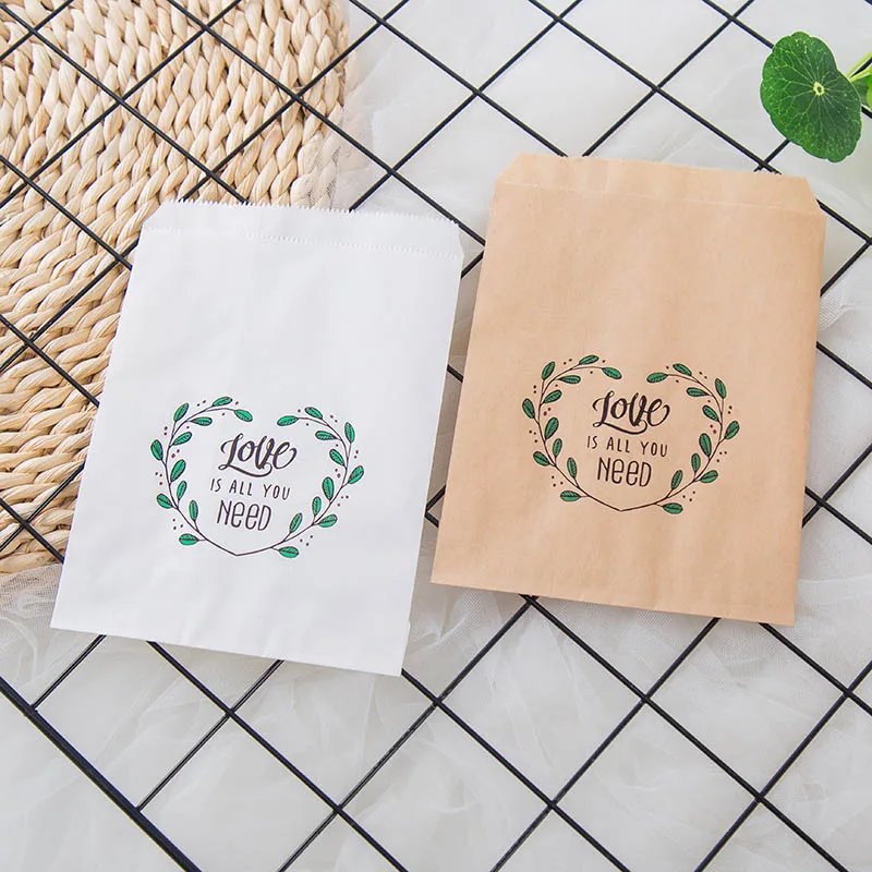 25pcs/Lot Love is all you need Wedding Favor Bag,Bakery Bags for Cookies, Popcorn,Candy, Gifts Valentine's Day Party Favor Bags
25pcs/Lot Love is all you need Wedding Favor Bag,Bakery Bags for Cookies, Popcorn,Candy, Gifts Valentine's Day Party Favor Bags