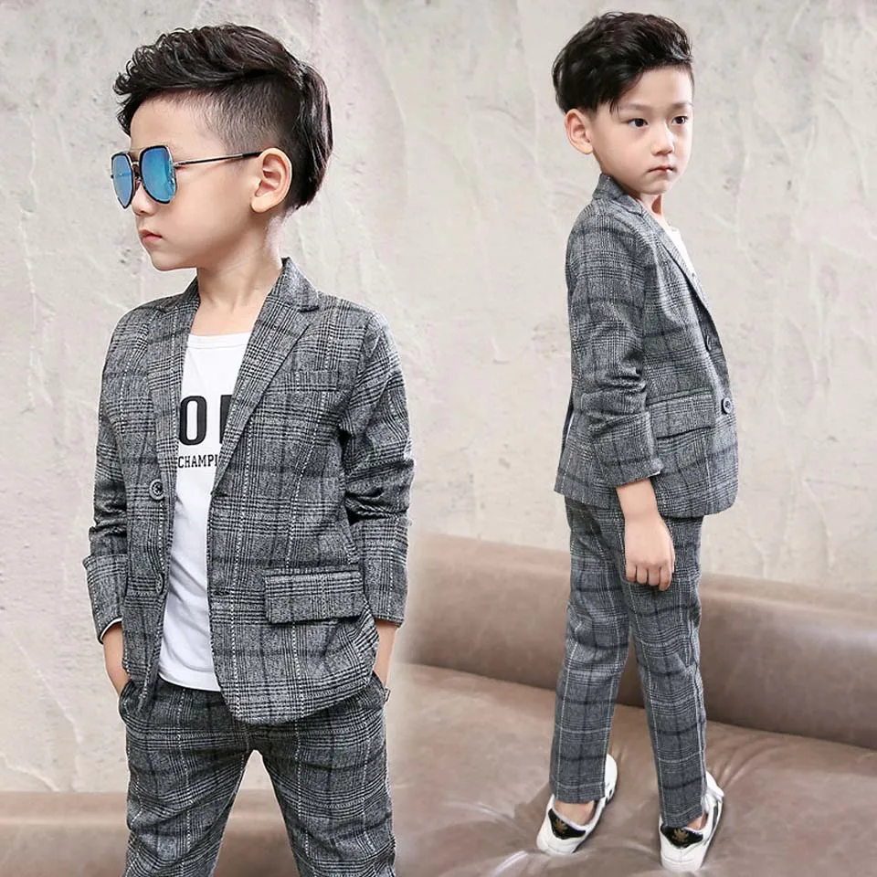 2018 Formal gray Children Suit Spring Autumn Boys Suits Kids Blazer Boys Formal Suit For Wedding Boys Clothes Blazer+Pants 4-12Y
2018 Formal gray Children Suit Spring Autumn Boys Suits Kids Blazer Boys Formal Suit For Wedding Boys Clothes Blazer+Pants 4-12Y