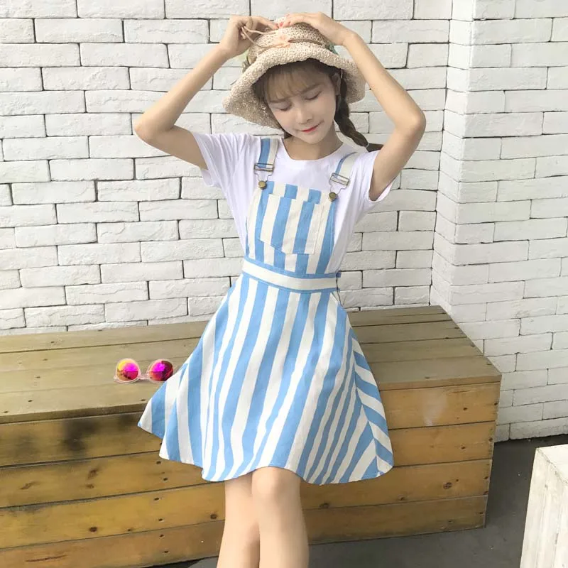 Summer New Ladies Dress Korean Fashion Ladies Dress Fresh and Lovely Sweet Slim Striped Strap Student Lap top Dress
Summer New Ladies Dress Korean Fashion Ladies Dress Fresh and Lovely Sweet Slim Striped Strap Student Lap top Dress